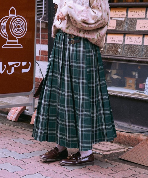 kutir（クティール）の「【クティールとレトロ】サイドベルトプリーツスカート（スカート・レディース・ダークブラウン/レッド系その他/グリーン/グレー・SMALL/LARGE/MEDIUM）」の10枚目の写真