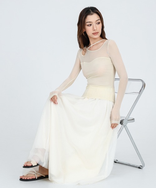 SUWDEE(スーディー)の「back laceup sheer tops(Tシャツ/カットソー・レディース・ブラウン/アイボリー/ブラック・FREE)」の9枚目の写真