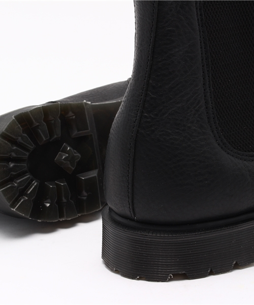 Dr. Martens（ドクターマーチン）の「Dr Martens CHELSEA BOOT（ブーツ・メンズ・ブラック・10/6/8/11/7/9）」の2枚目の写真