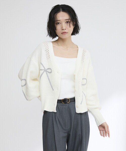 Firsthand(ファーストハンド)の「Firsthand/ファーストハンド リボンコード刺繍ニットカーディガン(カーディガン/ボレロ・レディース・ブルーグリーン/オフホワイト/チャコールグレー・FREE)」の5枚目の写真