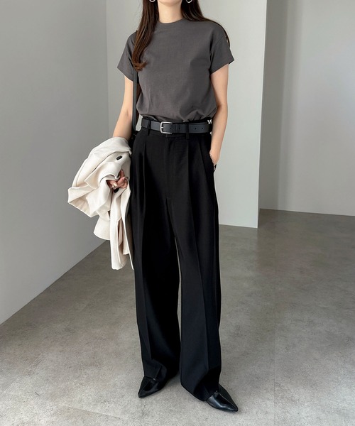 andme(アンドミー)の「汗染み防止コンパクトフレンチスリーブTシャツ(Tシャツ/カットソー・レディース・ネイビー/チャコールグレー/杢グレー/オフホワイト/グレイッシュブルー/ブラック・L/M)」の21枚目の写真