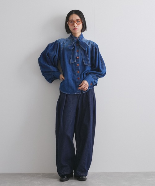 VICKY(ビッキー)の「【ENIM BY VICKY】2wayボウタイリボンデニムシャツ≪洗濯機で洗える≫(シャツ/ブラウス・レディース・ブルー/ライトブルー・M)」の13枚目の写真