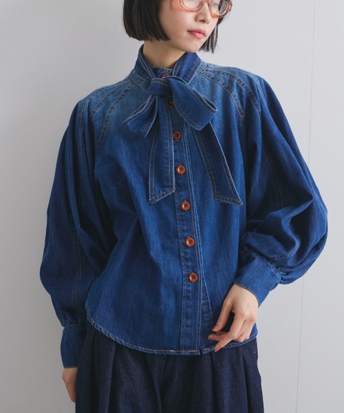 VICKY(ビッキー)の「【ENIM BY VICKY】2wayボウタイリボンデニムシャツ≪洗濯機で洗える≫(シャツ/ブラウス・レディース・ブルー/ライトブルー・M)」の12枚目の写真