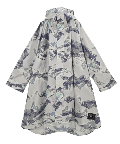KiU(キウ)の「キウスタンダード 袖付きレインポンチョ 2ND(レインコート/ポンチョ・レディース・ベージュ/ミント/ブラック/カーキ/ネイビー/ブルー系その他/ベージュ系その他/ホワイト系その他/ベージュ系その他2/ダークパープル/グレー系その他/ブルー系その他2/ネイビー系/ブルー系その他4/ブルー系その他3/ブラック系その他/ダークカーキ/グレー系その他2/ダークグリーン系/パープル系その他・FREE)」の5枚目の写真