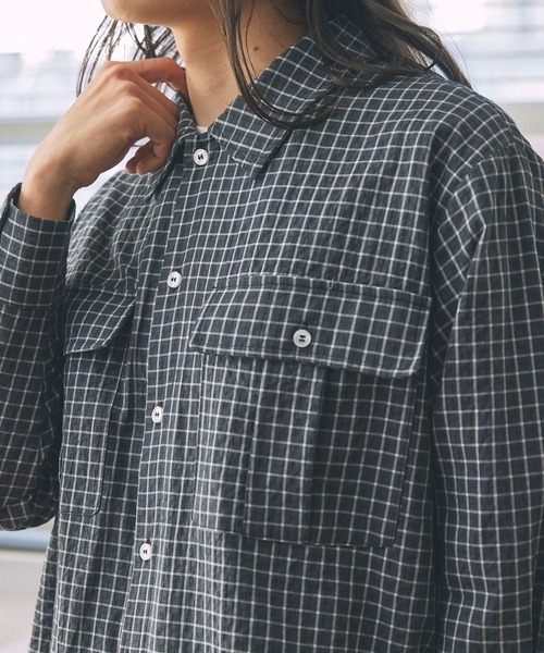 Unblend(アンブレンド)の「【Unblend】セットアップ対応 / オーバーサイズ リラックス チェックシャツ(シャツ/ブラウス・レディース・ベージュ/オレンジ/ブラック/カーキ・FREE)」の6枚目の写真