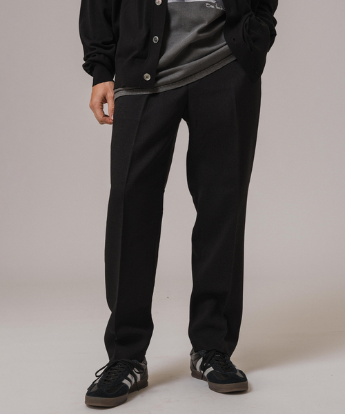 EDIFICE（エディフィス）の「ROUGH TWILL RT イージーパンツ（スラックス・メンズ・チャコールグレー/ブラック/ベージュ・LARGE/MEDIUM/SMALL）」の2枚目の写真