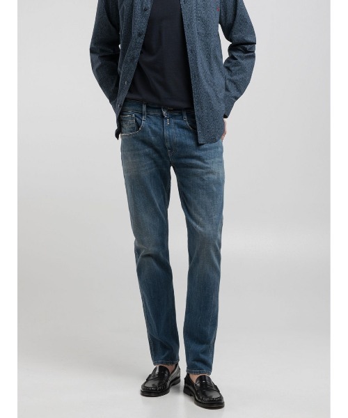 REPLAY(リプレイ)の「スリムフィットANBASS RED CASTリサイクルデニム(デニムパンツ・メンズ・ブルー・W28xL32/W30xL32/W31xL32/W32xL32/W34xL32)」の2枚目の写真