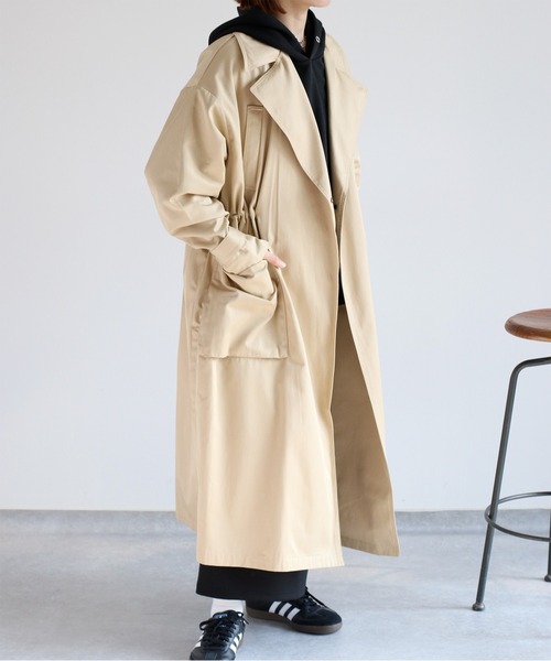 cepo(セポ)の「ビッグポケット&ギャザートレンチコート(トレンチコート・レディース・ブラック/ベージュ・M)」の4枚目の写真