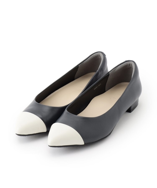 Reflect(リフレクト)の「【至福の履き心地/通勤にもぴったり◎】フラットパンプス(パンプス・レディース・ベージュ系その他7/ネイビー系4・20/25/30/45/35/40/50)」の22枚目の写真