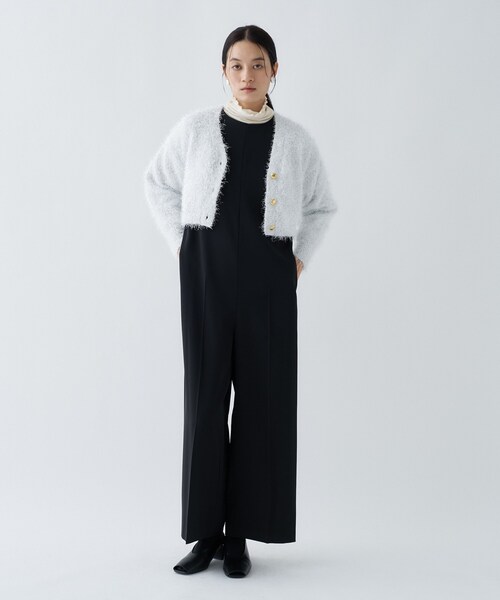 cloenc(クロエンス)の「【手洗い可】ラメフェザ―ヤーンショートカーディガン(カーディガン/ボレロ・レディース・ホワイト/グレー/グリーン系・02)」の6枚目の写真
