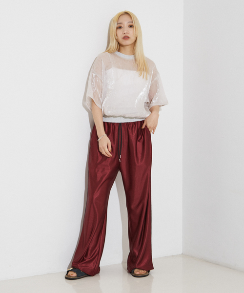 NOMINE(ノミネ)の「【セットアップ着用可】シャイン リンクル シアー Tシャツ(Tシャツ/カットソー・レディース・ブルー/ブラック/アイボリー・フリー)」の20枚目の写真