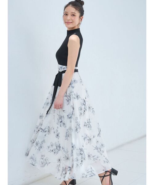 MERCURYDUO（マーキュリーデュオ）の「フラワードッキングノースリ