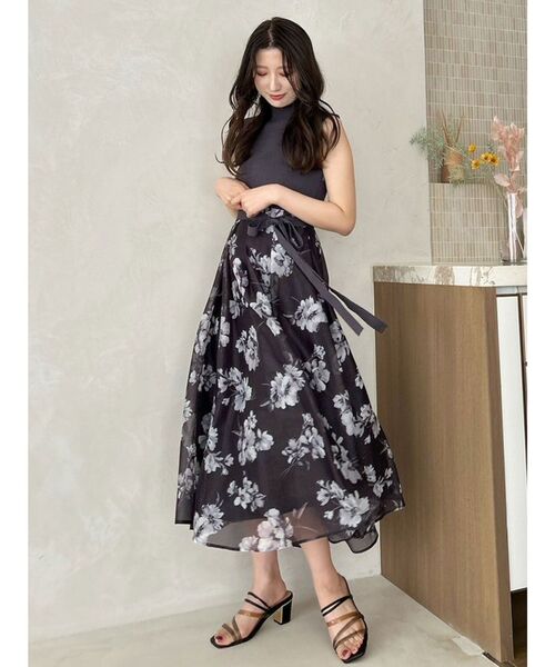 マーキュリーデュオ　フラワードッキングノースリワンピース　XS セール】フラワードッキングノースリワンピース（ワンピース