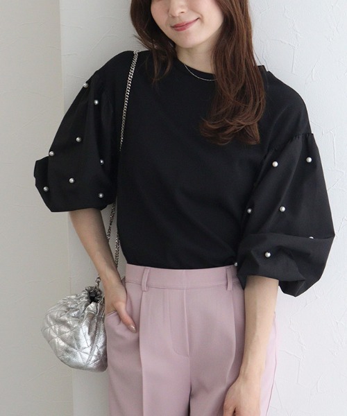 Pierrot(ピエロ)の「袖パールデザイントップス(Tシャツ/カットソー・レディース・ブラック/オフホワイト・L/M)」の1枚目の写真