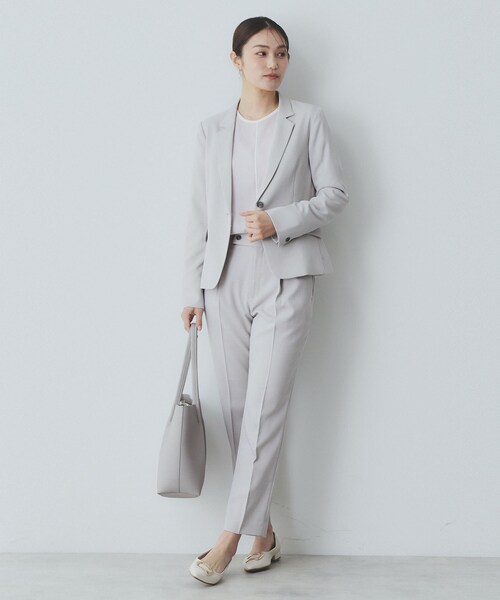 index(インデックス)の「ドライタッチストレッチテーパードパンツ/セットアップ対応【洗濯機洗い可/イージーアイロン】(その他パンツ・レディース・グレー/チャコールグレー/ベージュ・36/38/40/42)」の5枚目の写真