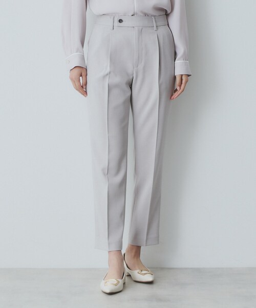 index(インデックス)の「ドライタッチストレッチテーパードパンツ/セットアップ対応【洗濯機洗い可/イージーアイロン】(その他パンツ・レディース・グレー/チャコールグレー/ベージュ・36/38/40/42)」の16枚目の写真