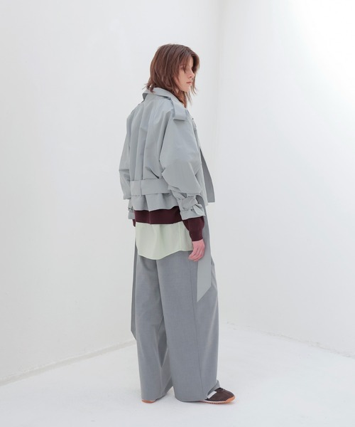 DRESSLAVE（ドレスレイブ）の「airy nylon taffeta short trench coat(エアリーナイロンタフタショート丈トレンチコート)（トレンチコート・レディース・ベージュ/グレー・38）」の13枚目の写真