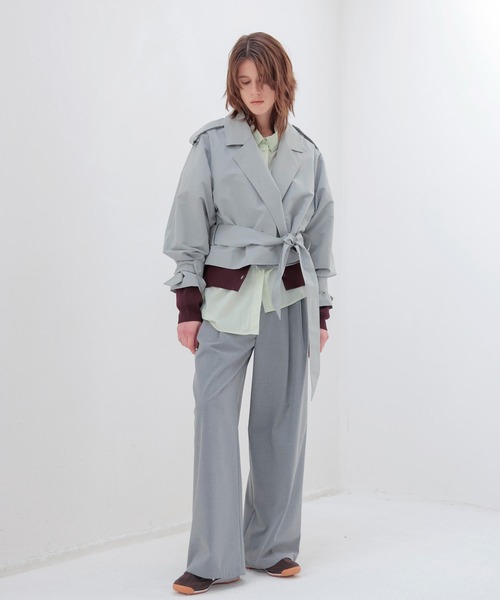 DRESSLAVE（ドレスレイブ）の「airy nylon taffeta short trench coat(エアリーナイロンタフタショート丈トレンチコート)（トレンチコート・レディース・ベージュ/グレー・38）」の17枚目の写真