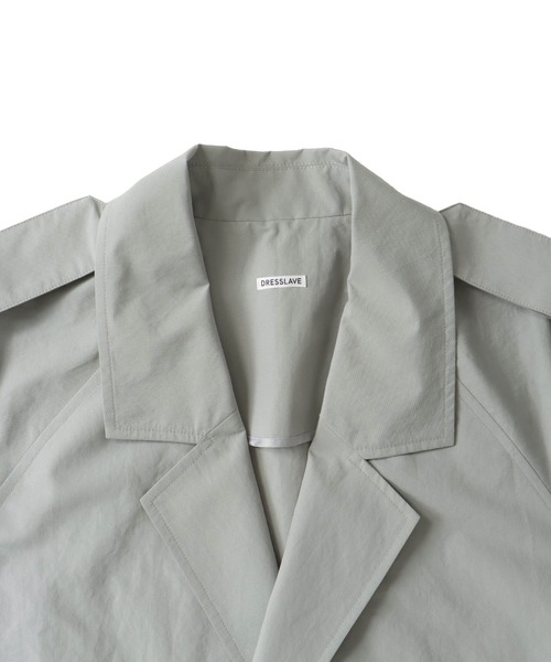 DRESSLAVE（ドレスレイブ）の「airy nylon taffeta short trench coat(エアリーナイロンタフタショート丈トレンチコート)（トレンチコート・レディース・ベージュ/グレー・38）」の18枚目の写真