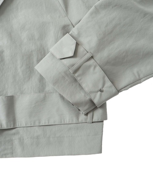 DRESSLAVE（ドレスレイブ）の「airy nylon taffeta short trench coat(エアリーナイロンタフタショート丈トレンチコート)（トレンチコート・レディース・ベージュ/グレー・38）」の19枚目の写真