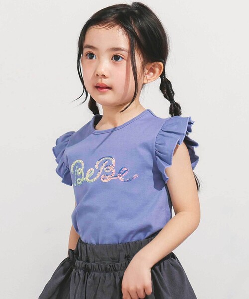 BeBe（ベベ）の「オーロラスパンコールロゴフリル袖Tシャツ(100~160cm)（Tシャツ/カットソー・キッズ・ピンク/ブルー・150cm/120cm/130cm/140cm）」の6枚目の写真