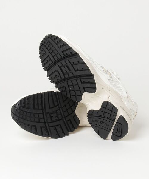 NEW BALANCE（ニューバランス）の「ニューバランス New Balance ML725 CH D（スニーカー・レディース・クリーム・24.5cm/25.0cm/25.5cm/26.0cm/27.0cm/28.0cm/26.5cm/27.5cm/23.0cm/24.0cm/23.5cm）」の3枚目の写真