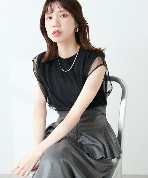 natural couture（ナチュラルクチュール）の「チュールニットレイヤードTOPS（ニット/セーター・レディース・ブラック/オフホワイト/ピンクベージュ/ブラック系その他/ライトグレー/ネイビー/ベージュ・FREE）」の4枚目の写真