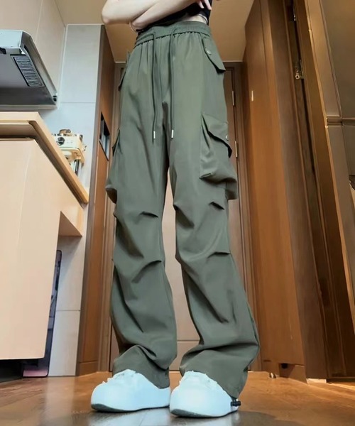 CERCA（チェルカ）の「Chiina/ワイド　パラシュート　カーゴパンツ（カーゴパンツ・レディース・ピンク/ブラック・M）」の11枚目の写真