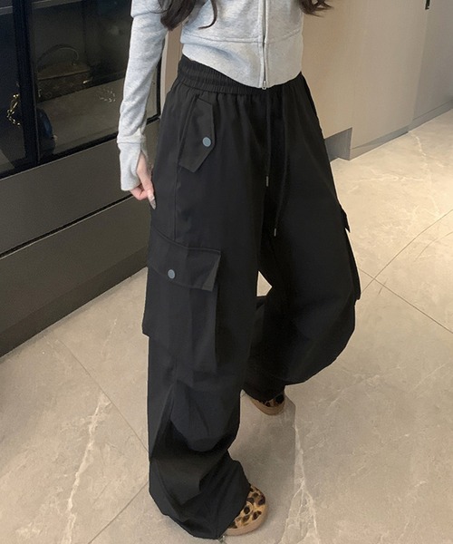 CERCA（チェルカ）の「Chiina/ワイド　パラシュート　カーゴパンツ（カーゴパンツ・レディース・ピンク/ブラック・M）」の7枚目の写真