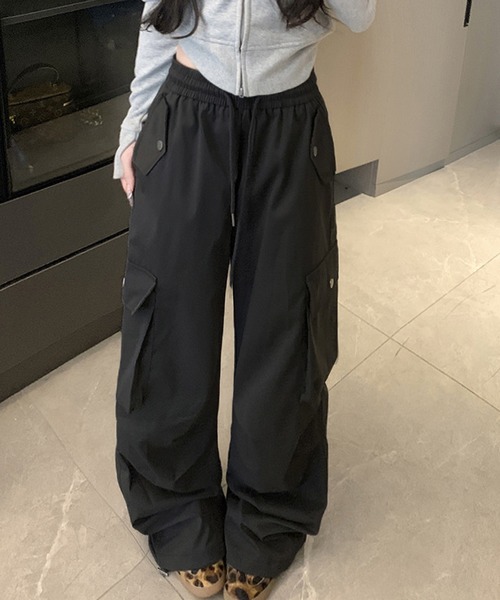 CERCA（チェルカ）の「Chiina/ワイド　パラシュート　カーゴパンツ（カーゴパンツ・レディース・ピンク/ブラック・M）」の6枚目の写真