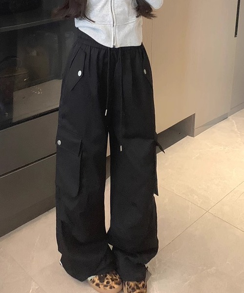 CERCA（チェルカ）の「Chiina/ワイド　パラシュート　カーゴパンツ（カーゴパンツ・レディース・ピンク/ブラック・M）」の5枚目の写真
