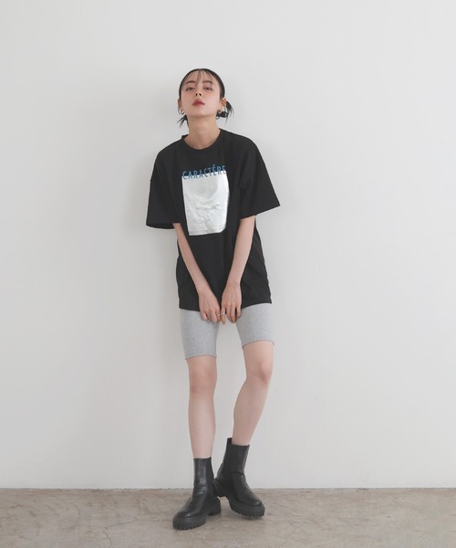 LIAN(リアン)の「メタリック箔プリントビックTシャツ(Tシャツ/カットソー・レディース・ブラック/ホワイト系1/ホワイト系2・FREE)」の5枚目の写真