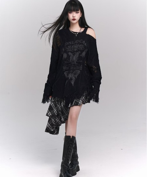 Sibra(シブラ)の「クラッシュフリンジグラフィックニットトップス(ニット/セーター・レディース・ブラック/アイボリー/ブルー・M)」の13枚目の写真