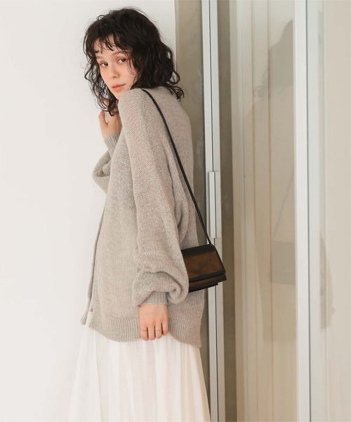 titivate(ティティベイト)の「モヘアライクシアーニットカーディガン(カーディガン/ボレロ・レディース・ピンク/ライトグリーン/アイボリー/チャコール/ベージュ・FREE)」の15枚目の写真