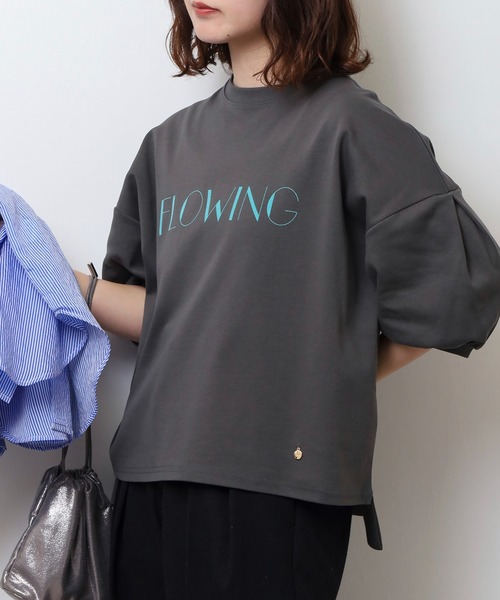 EGLANTINE(エグランティーヌ)の「EGLANTINE パフスリーブカットソー FLOWING ロゴ半袖プルオーバー(Tシャツ/カットソー・レディース・ブラック/チャコールグレー/キナリ/キャメル・40)」の14枚目の写真
