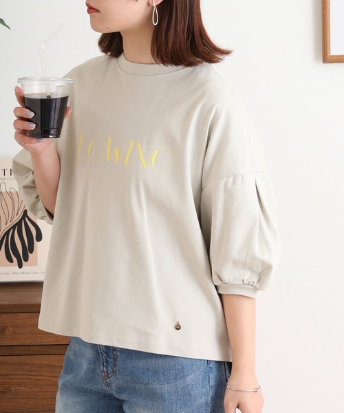 EGLANTINE(エグランティーヌ)の「EGLANTINE パフスリーブカットソー FLOWING ロゴ半袖プルオーバー(Tシャツ/カットソー・レディース・ブラック/チャコールグレー/キナリ/キャメル・40)」の7枚目の写真