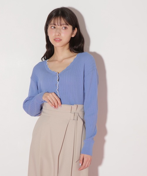 JILL by JILL STUART（ジルバイジルスチュアート）の「アイレットリブスカラップカーディガン（ニット/セーター・レディース・ブラック系その他/ブルー系その他/ホワイト系その他・FREE）」の20枚目の写真
