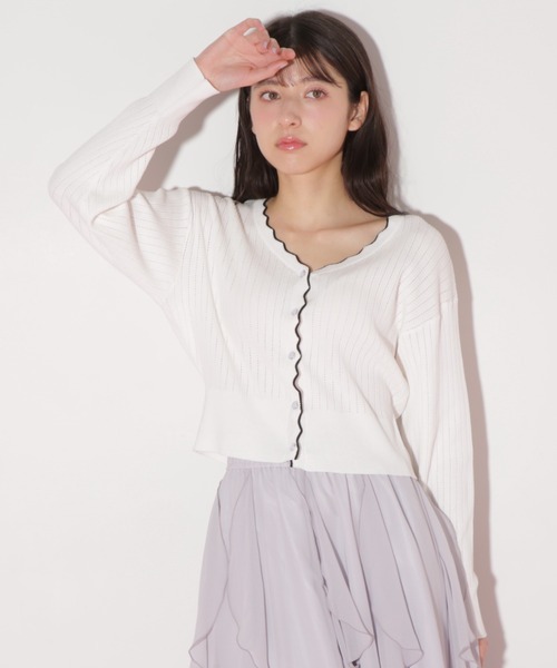 JILL by JILL STUART（ジルバイジルスチュアート）の「アイレットリブスカラップカーディガン（ニット/セーター・レディース・ブラック系その他/ブルー系その他/ホワイト系その他・FREE）」の14枚目の写真