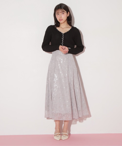JILL by JILL STUART（ジルバイジルスチュアート）の「アイレットリブスカラップカーディガン（ニット/セーター・レディース・ブラック系その他/ブルー系その他/ホワイト系その他・FREE）」の8枚目の写真
