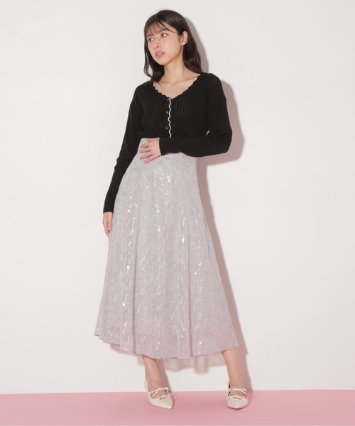 JILL by JILL STUART（ジルバイジルスチュアート）の「アイレットリブスカラップカーディガン（ニット/セーター・レディース・ブラック系その他/ブルー系その他/ホワイト系その他・FREE）」の10枚目の写真