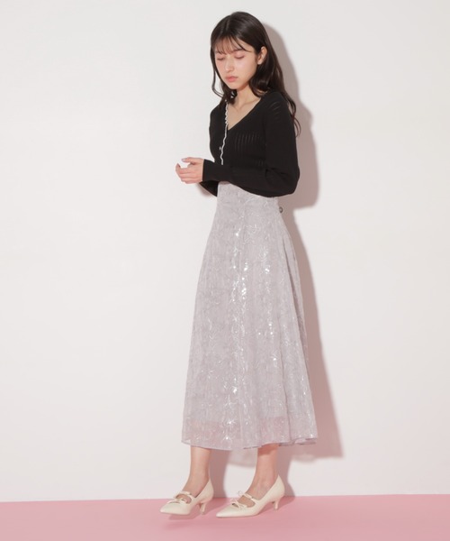 JILL by JILL STUART（ジルバイジルスチュアート）の「アイレットリブスカラップカーディガン（ニット/セーター・レディース・ブラック系その他/ブルー系その他/ホワイト系その他・FREE）」の11枚目の写真