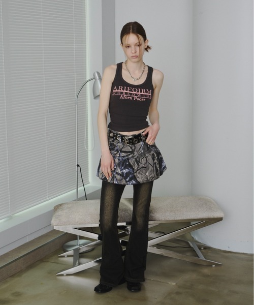 SHAGGIE(シャギー)の「ダメージ加工入りタンクトップ(タンクトップ・レディース・チャコールグレー/ホワイト/グリーン/ピンク・FREE)」の13枚目の写真