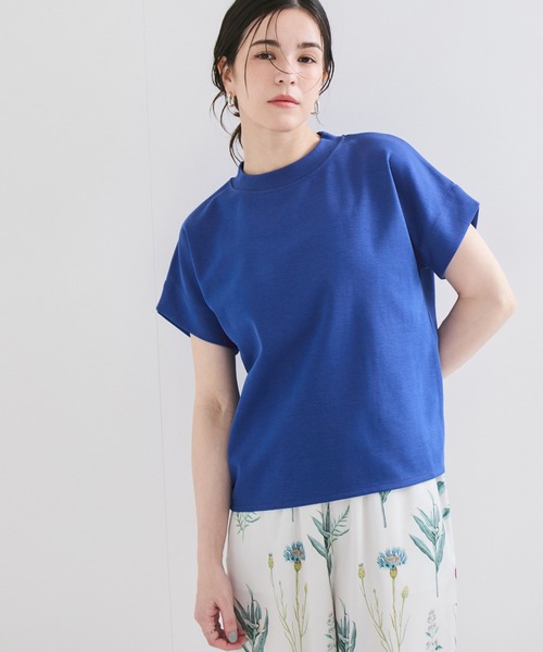 le cercle ADAM ET ROPE'(ルセルクルアダムエロペ)の「新色追加【UVケア/接触冷感】ボトルネックTシャツ(Tシャツ/カットソー・レディース・ブラック/ホワイト/ライトグレー/レッド系その他/ブルー/ブラウン系その他2・FREE)」の9枚目の写真
