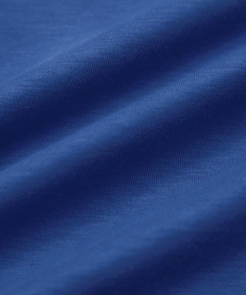 le cercle ADAM ET ROPE'(ルセルクルアダムエロペ)の「新色追加【UVケア/接触冷感】ボトルネックTシャツ(Tシャツ/カットソー・レディース・ブラック/ホワイト/ライトグレー/レッド系その他/ブルー/ブラウン系その他2・FREE)」の10枚目の写真