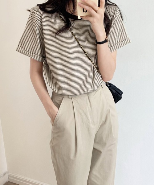 HEILIS(ヘイリス)の「ロールアップ半袖ボーダーカットソー / 夏服 春服 韓国 ボーダー マルチボーダー 細ボーダー フレンチ ガーリー トラッド カジュアル ノームコア 半袖 トップス カットソー グリーン イエロー アイボリー(Tシャツ/カットソー・レディース・グリーン/アイボリー/イエロー・FREE)」の5枚目の写真