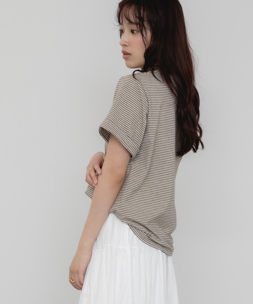 HEILIS(ヘイリス)の「ロールアップ半袖ボーダーカットソー / 夏服 春服 韓国 ボーダー マルチボーダー 細ボーダー フレンチ ガーリー トラッド カジュアル ノームコア 半袖 トップス カットソー グリーン イエロー アイボリー(Tシャツ/カットソー・レディース・グリーン/アイボリー/イエロー・FREE)」の10枚目の写真