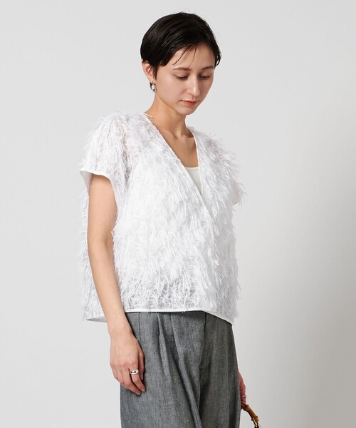 UNITED ARROWS（ユナイテッドアローズ）の「ヘアリー カットジャガード ベスト（ベスト・レディース・オフホワイト/ネイビー・FREE）」の3枚目の写真