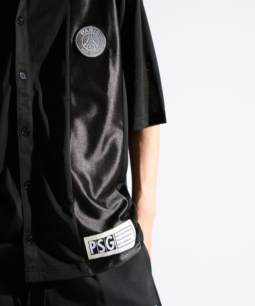 PARIS SAINT-GERMAIN(パリサンジェルマン)の「【Paris Saint-Germain / パリ・サン=ジェルマン】JP Mesh Short Sleeve Shirt(シャツ/ブラウス・メンズ・ブラック/ネイビー・MEDIUM/X-LARGE/LARGE)」の5枚目の写真