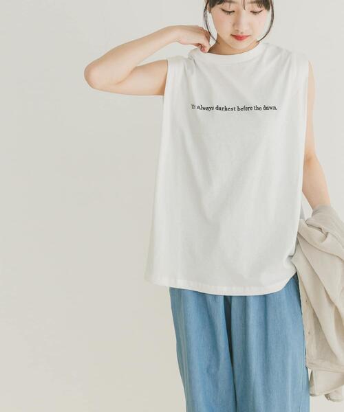 ITEMS URBANRESEARCH(アイテムズ アーバンリサーチ)の「ショルダータックロゴTシャツ(Tシャツ/カットソー・レディース・ライトピンク/チャコールグレー/ホワイト・FREE)」の14枚目の写真