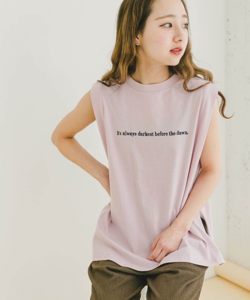 ITEMS URBANRESEARCH（アイテムズ アーバンリサーチ）の「ショルダータックロゴTシャツ（Tシャツ/カットソー・レディース・ライトピンク/チャコールグレー/ホワイト・FREE）」の5枚目の写真